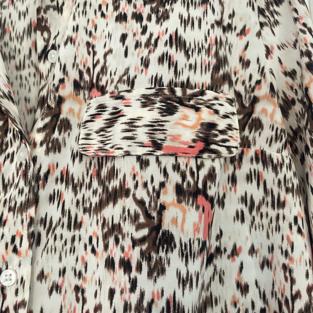 White Stag Beautiful Women's Patterned Button-Up Blouse Size L (12-14) - Picture 3 of 8